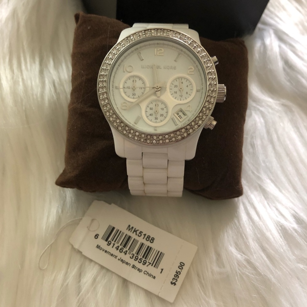 Authentic Michael Kors White Ceramic Watch - Picture 2 of 9